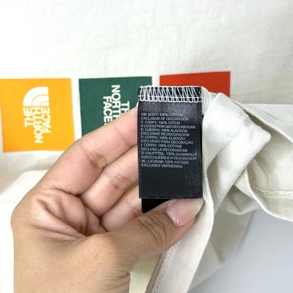 The North Face Women's S Cream Cropped Tee Multicolor Graphic Logo F21 Cotton - Picture 7 of 8